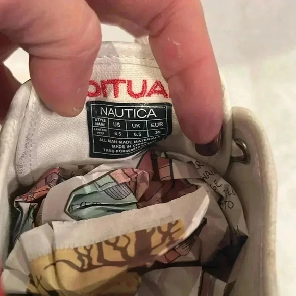 Náutica "Lanyard Perf” Shoes White Red Perforated Sneakers - 8.5 - Picture 8 of 11